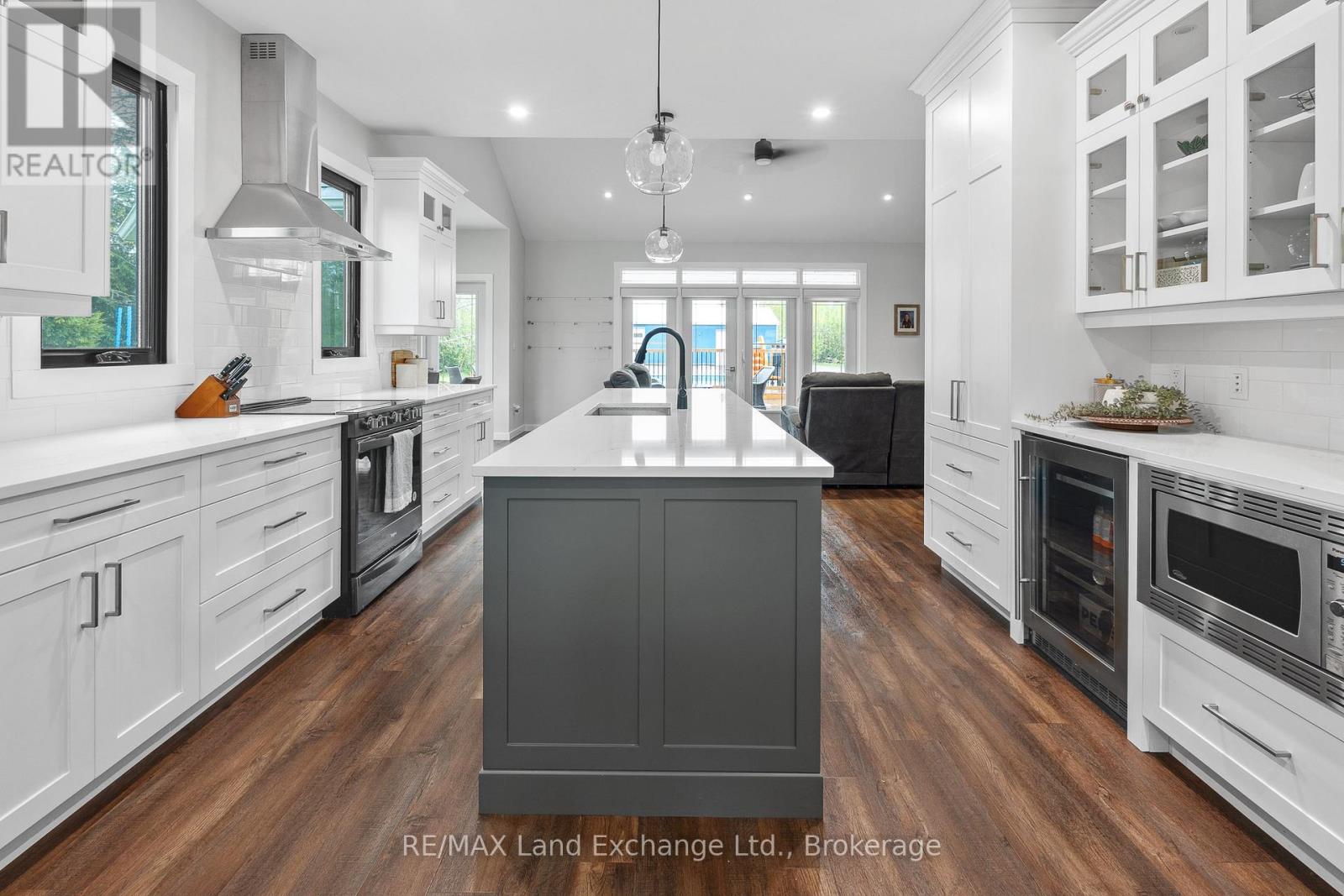 89 Concession 4 Road, Saugeen Shores, Ontario  N0H 2C5 - Photo 11 - X12976478