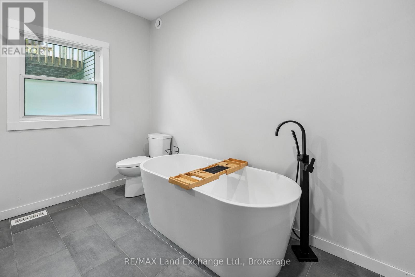 89 Concession 4 Road, Saugeen Shores, Ontario  N0H 2C5 - Photo 21 - X12976478