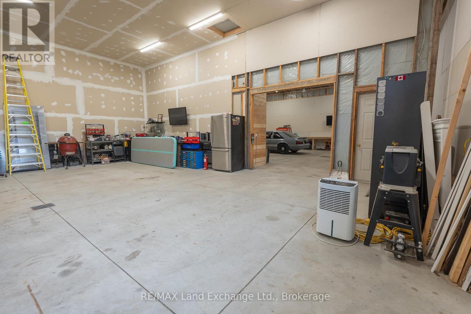 89 Concession 4 Road, Saugeen Shores, Ontario  N0H 2C5 - Photo 42 - X12976478