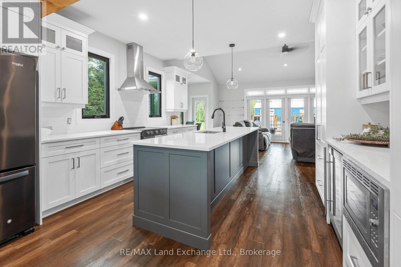 89 Concession 4 Road, Saugeen Shores, Ontario  N0H 2C5 - Photo 9 - X12976478