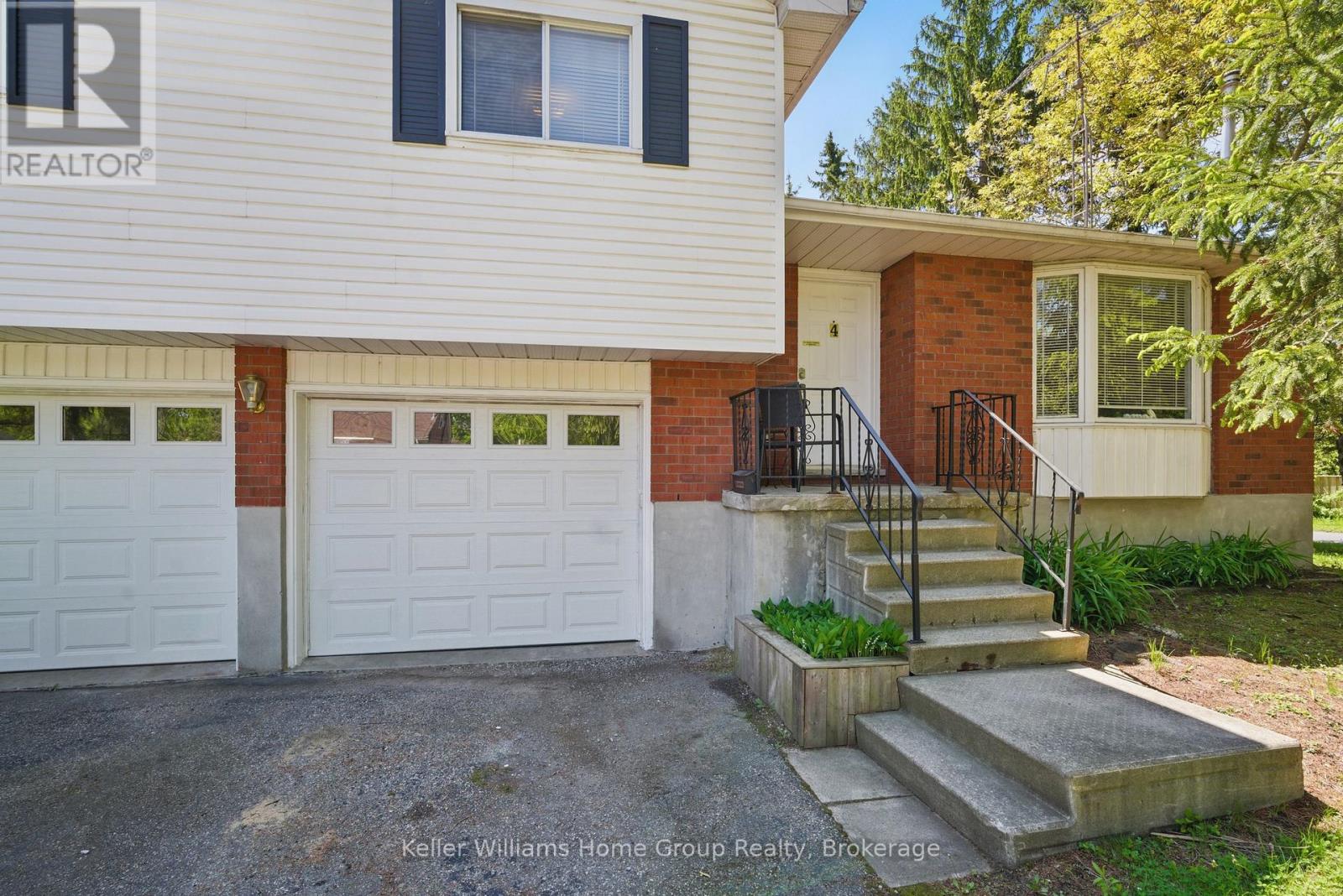 4 MARKET STREET, Kitchener, Ontario