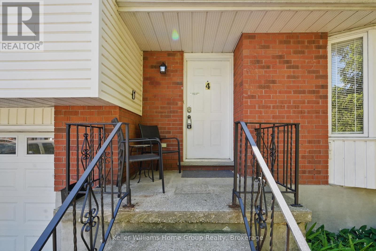 4 Market Street, Kitchener, Ontario  N2K 1H2 - Photo 3 - X12976492