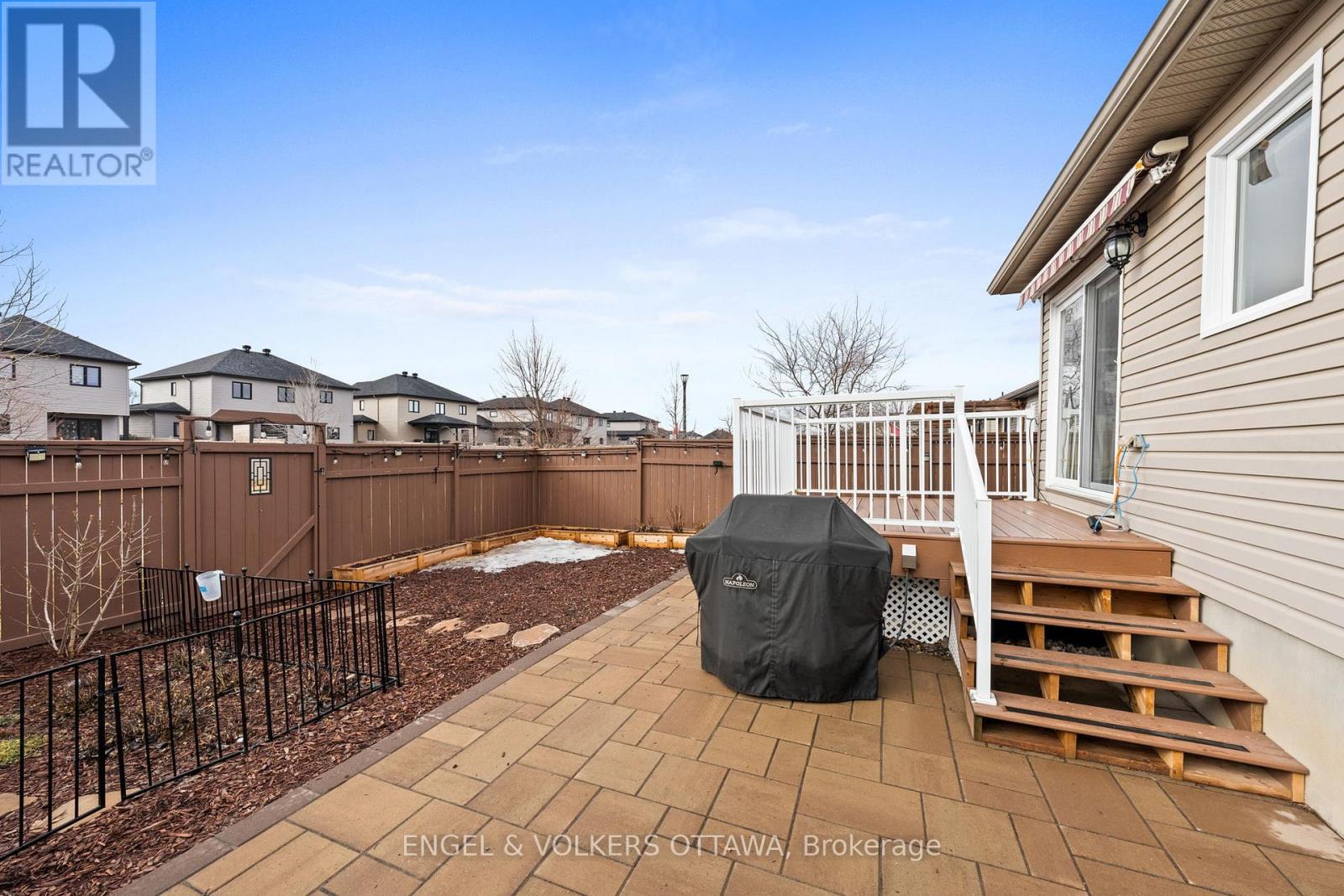 203 Belfort Street, Russell, Ontario  K0A 1W0 - Photo 32 - X12976134