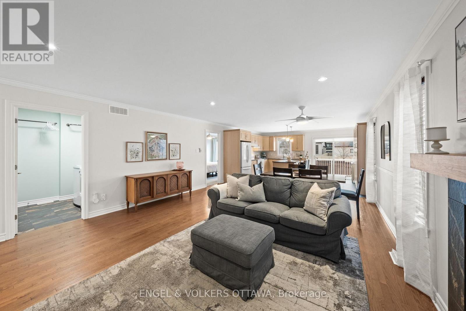 203 Belfort Street, Russell, Ontario  K0A 1W0 - Photo 7 - X12976134