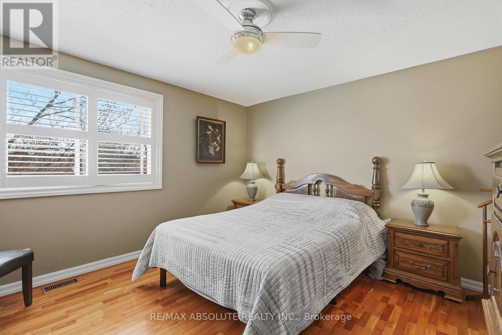 1594 St Georges Street, Ottawa, Ontario  K1E 2M9 - Photo 17 - X12976196