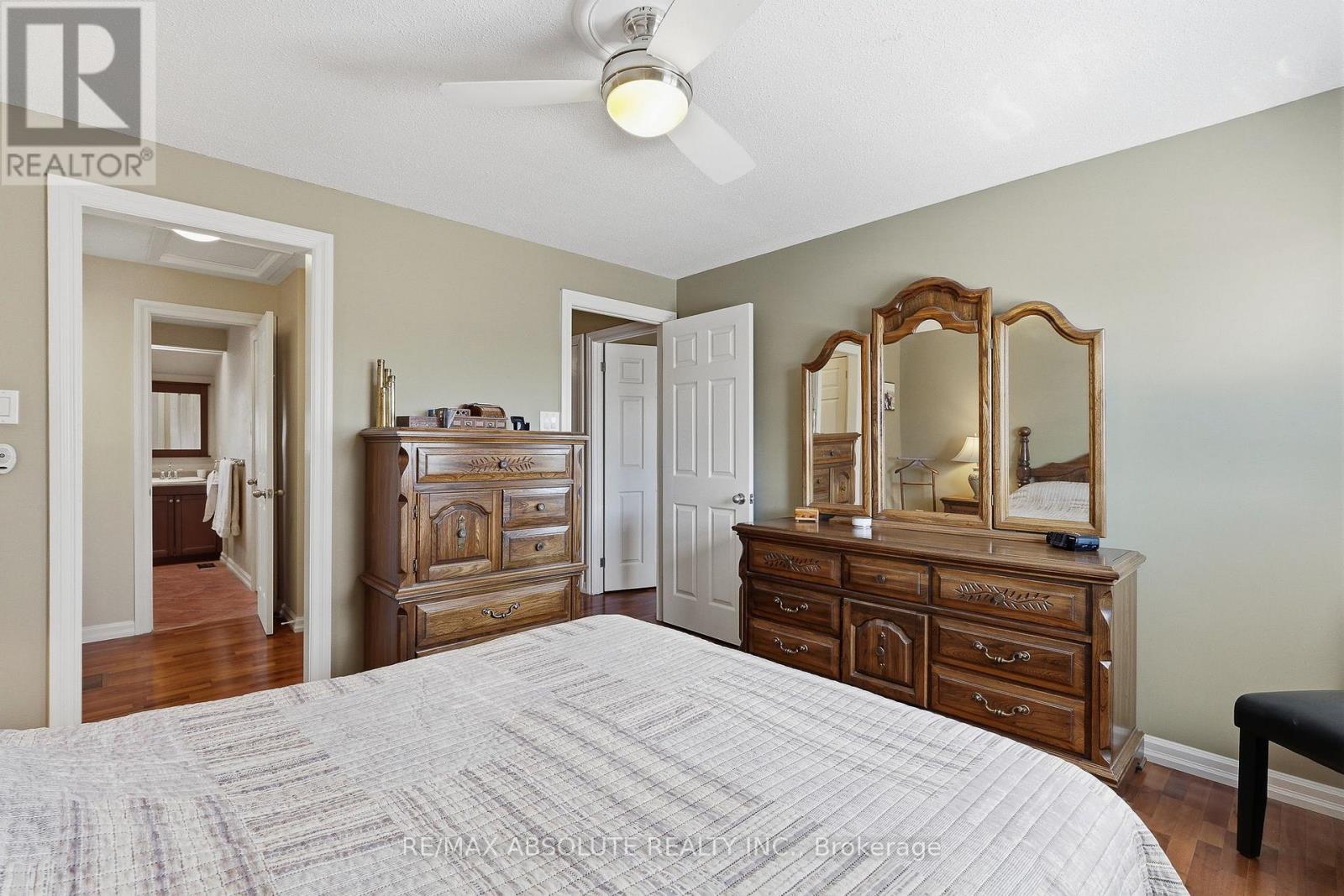 1594 St Georges Street, Ottawa, Ontario  K1E 2M9 - Photo 18 - X12976196