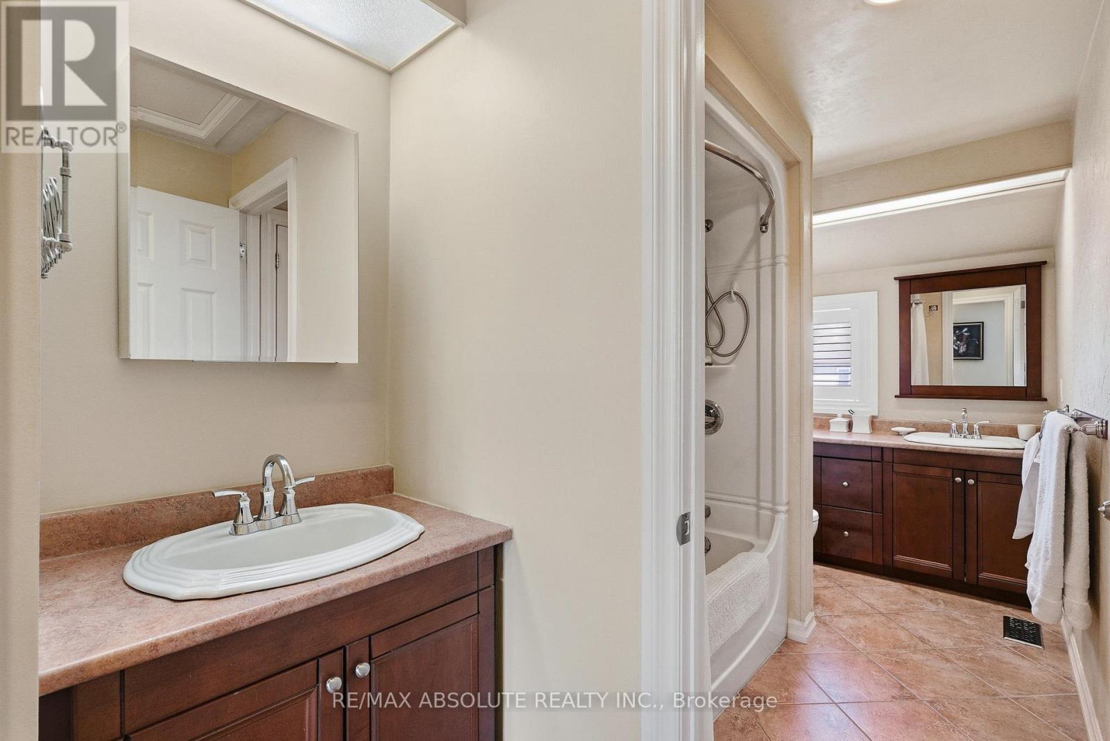 1594 St Georges Street, Ottawa, Ontario  K1E 2M9 - Photo 19 - X12976196