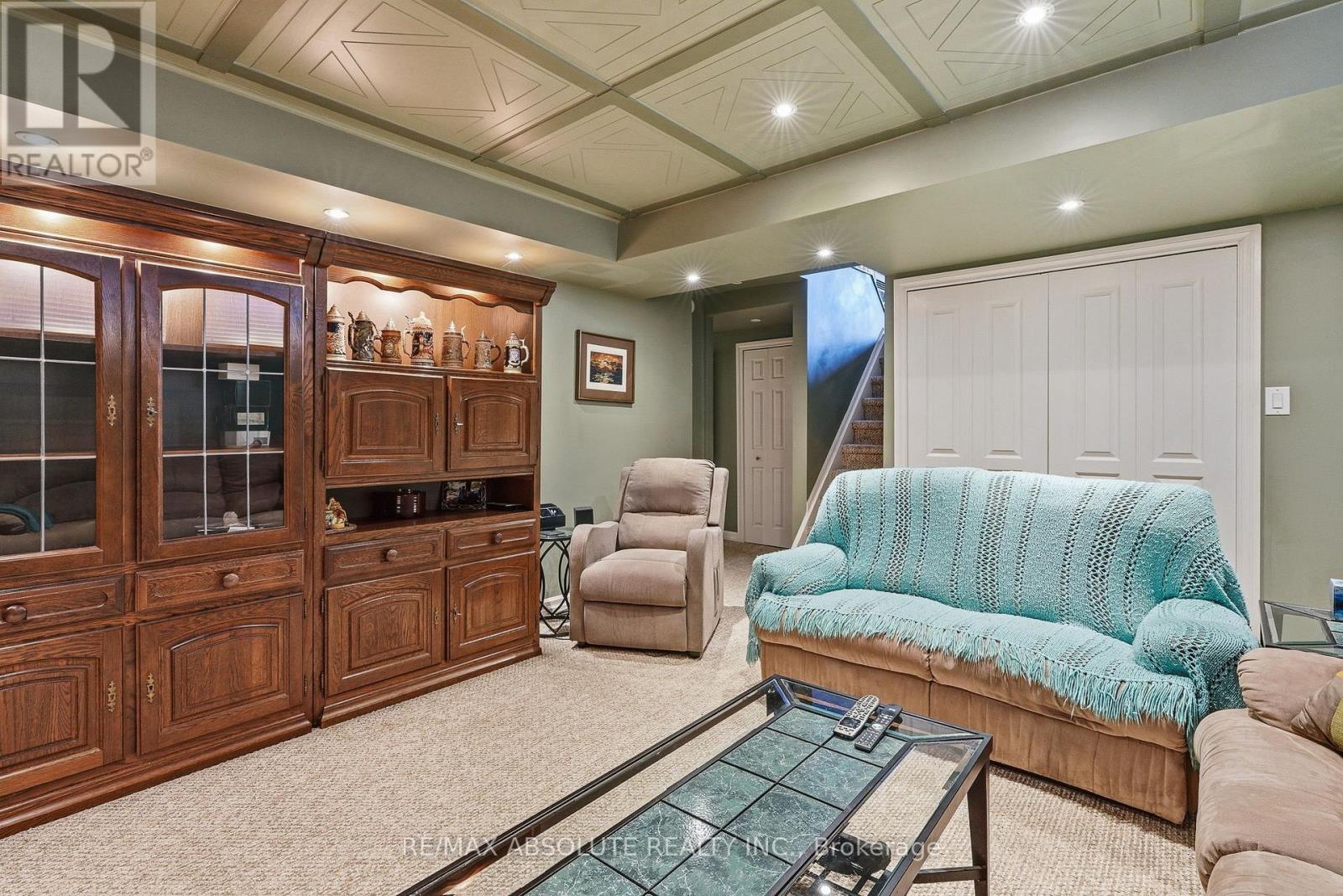 1594 St Georges Street, Ottawa, Ontario  K1E 2M9 - Photo 26 - X12976196