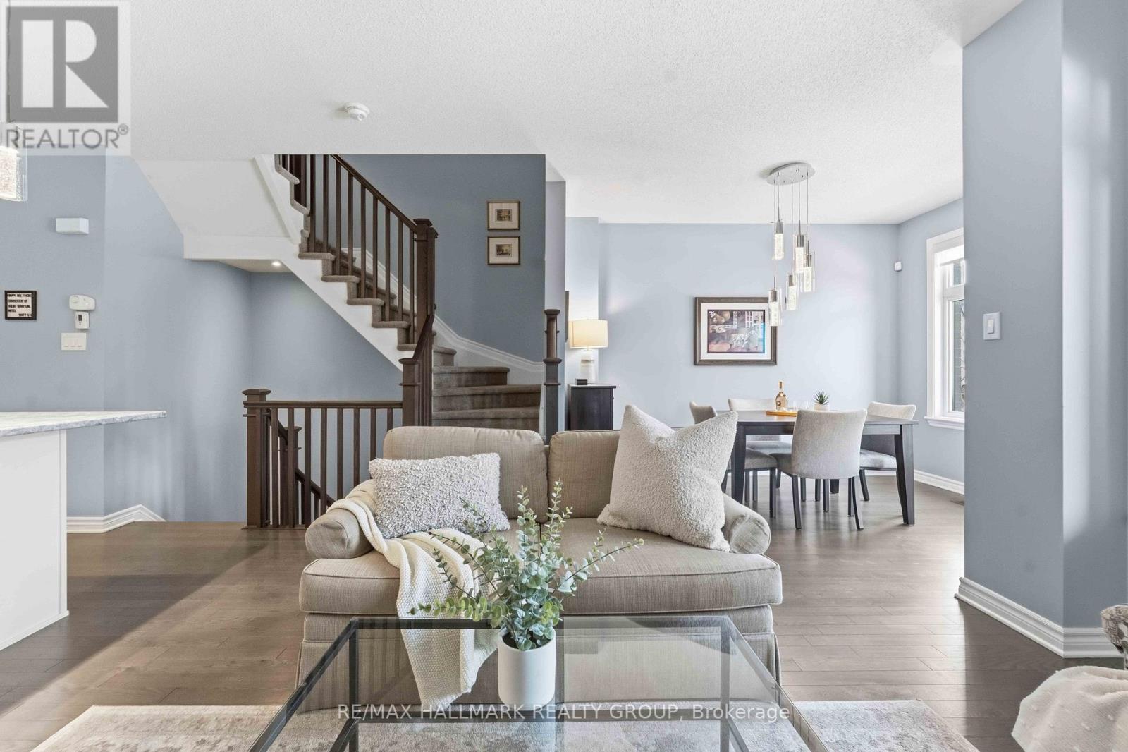 107 Wild Senna Way, Ottawa, Ontario K2J 5Z7 - Photo 3 - X12976262