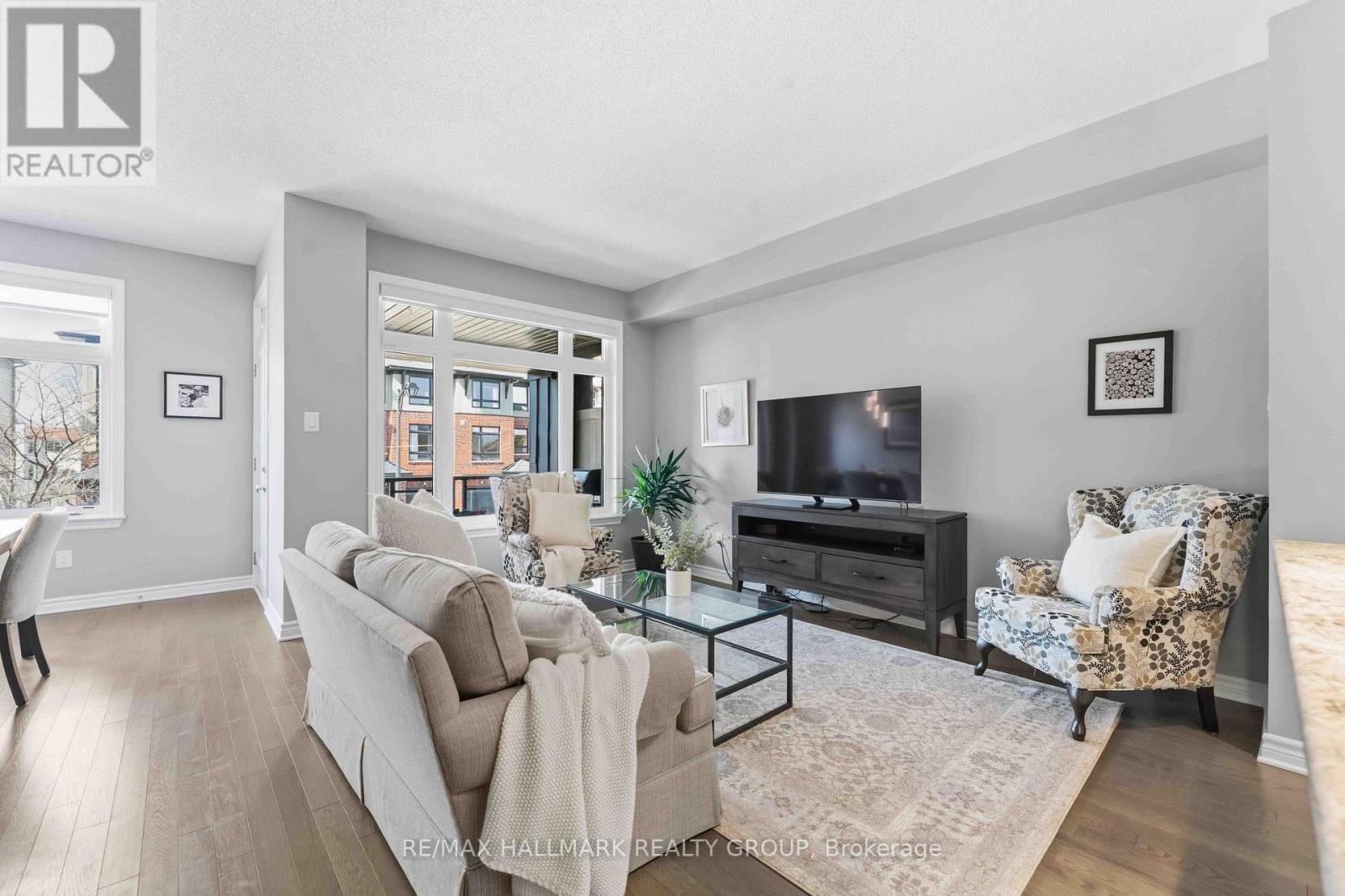 107 Wild Senna Way, Ottawa, Ontario K2J 5Z7 - Photo 5 - X12976262