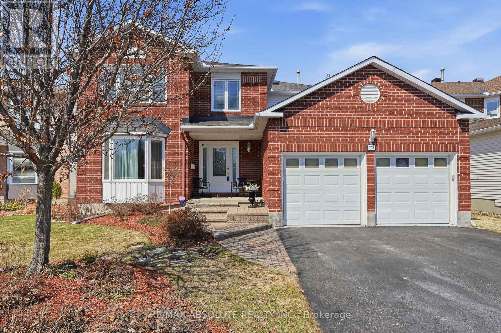 759 MONTCREST DRIVE, Ottawa, Ontario
