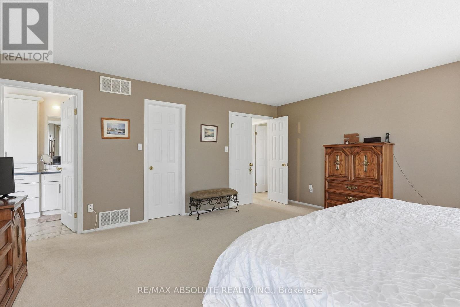 759 Montcrest Drive, Ottawa, Ontario  K4A 2N1 - Photo 21 - X12976322