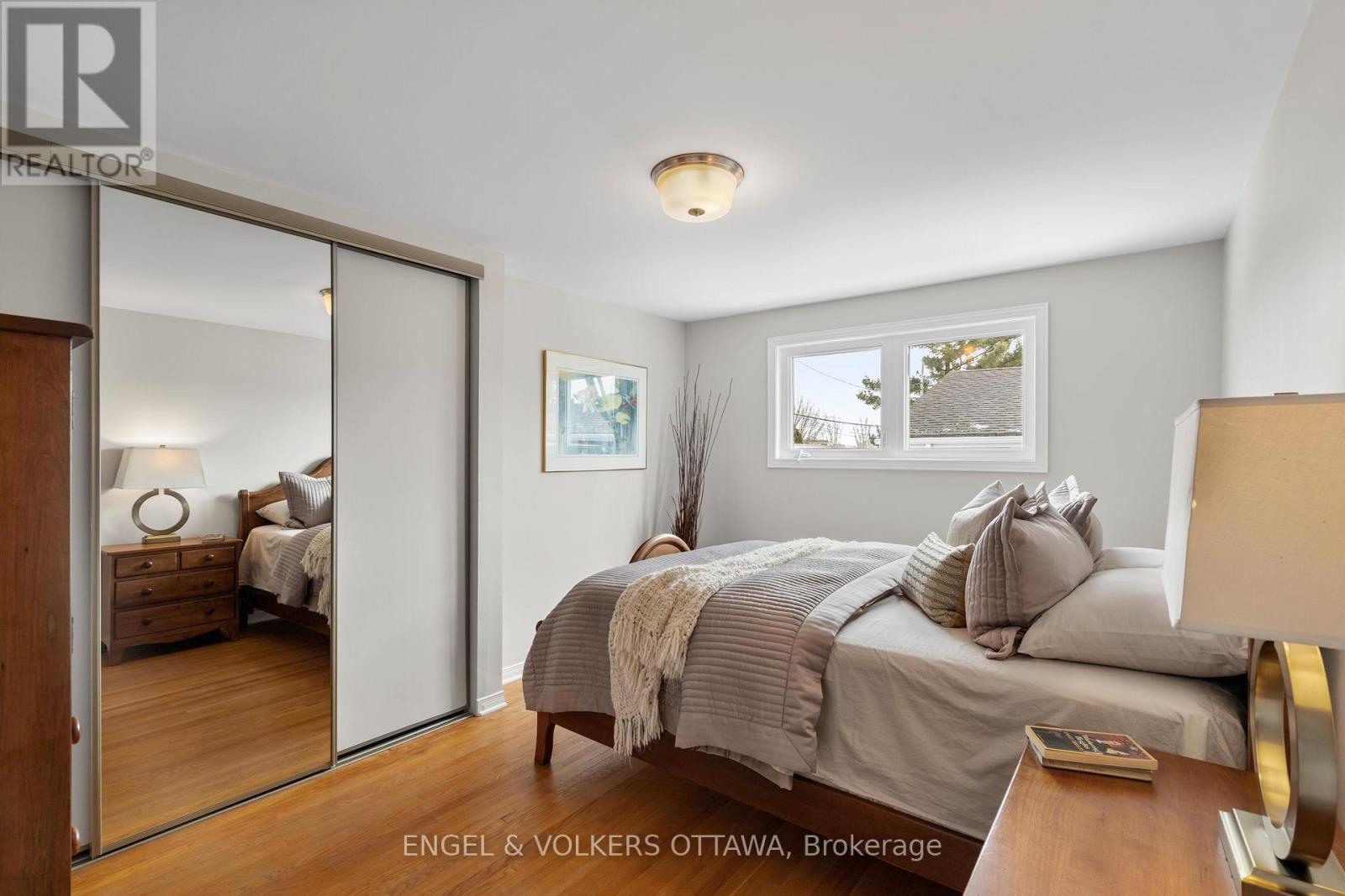 2125 Valley Drive, Ottawa, Ontario  K1G 2P6 - Photo 17 - X12976426