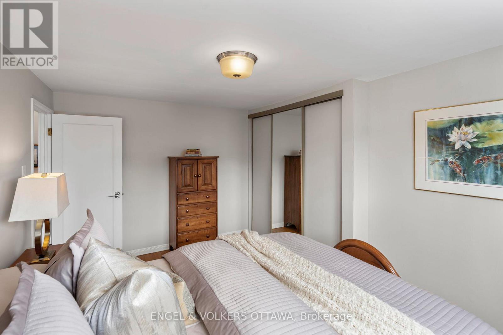 2125 Valley Drive, Ottawa, Ontario  K1G 2P6 - Photo 19 - X12976426