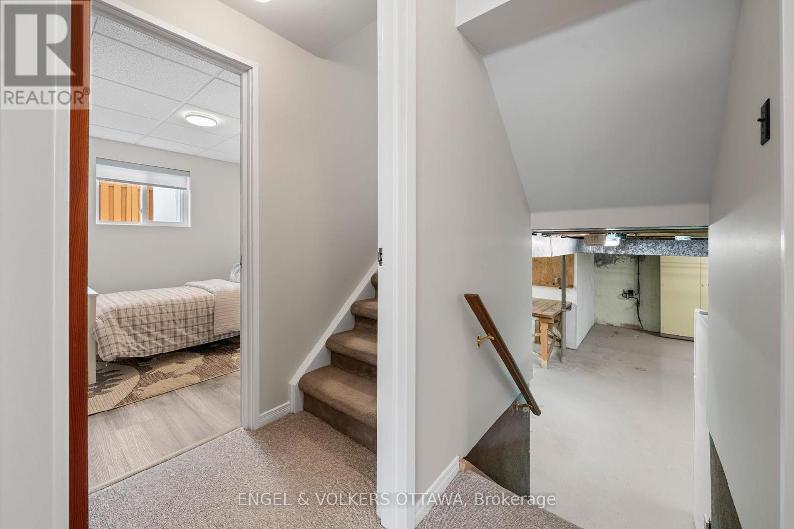 2125 Valley Drive, Ottawa, Ontario  K1G 2P6 - Photo 26 - X12976426