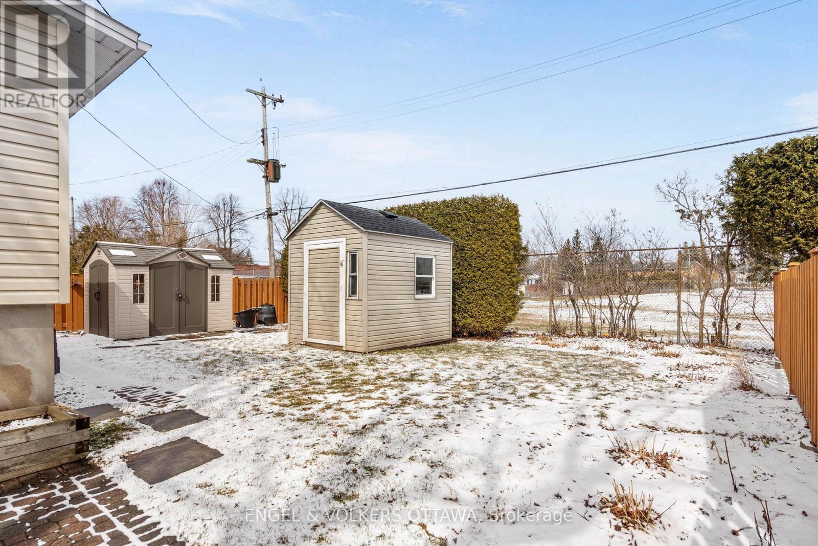 2125 Valley Drive, Ottawa, Ontario  K1G 2P6 - Photo 38 - X12976426