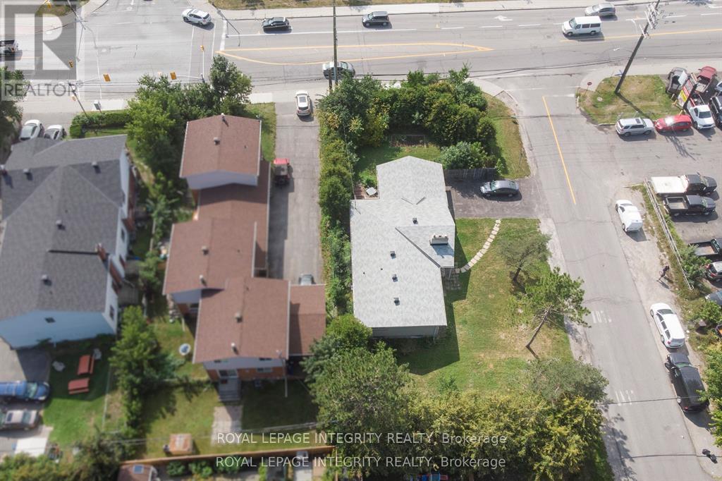 1152 Tawney Road, Ottawa, Ontario  K1G 1B6 - Photo 9 - X12976428