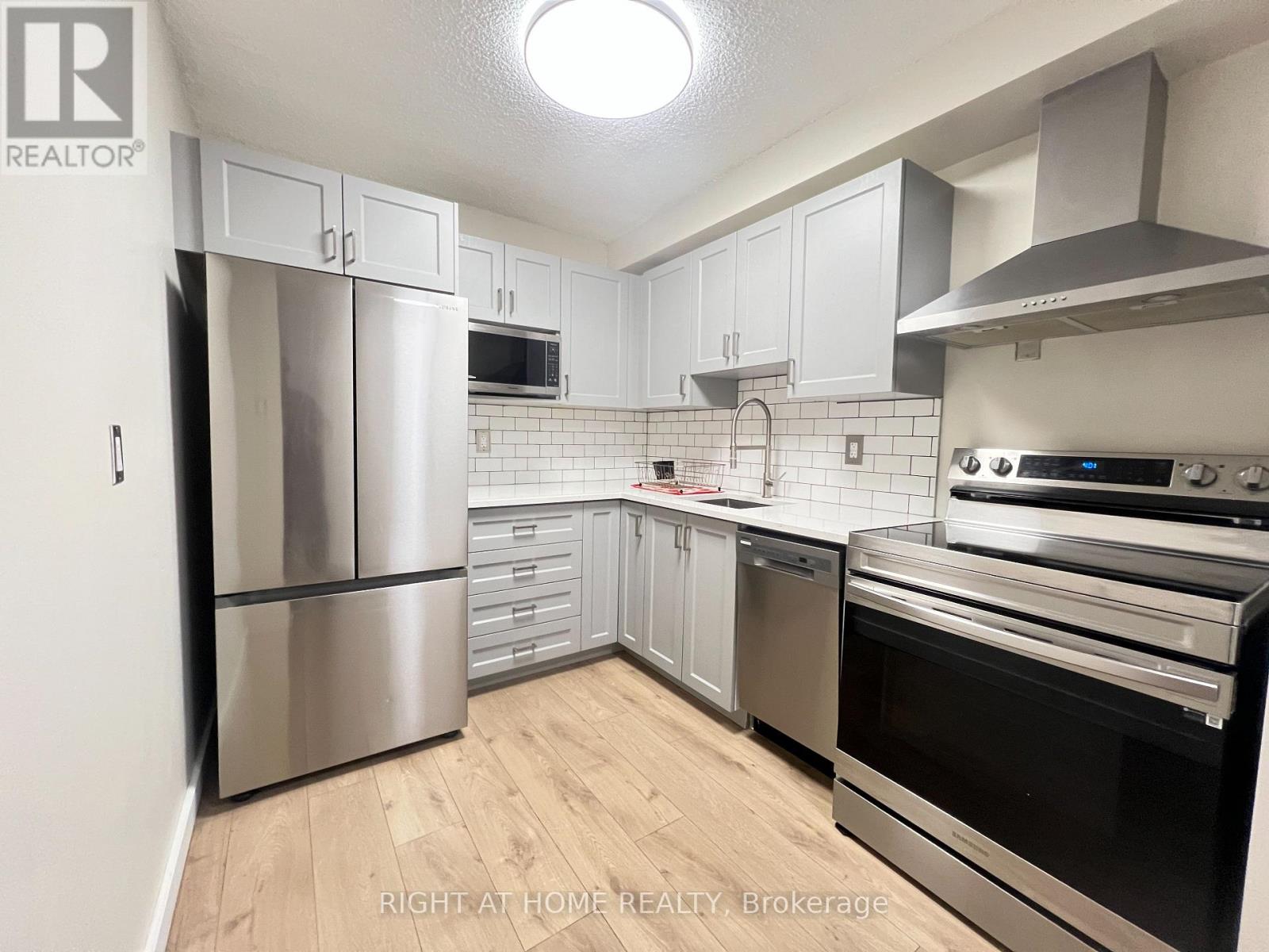 1103 - 505 St Laurent Boulevard, Ottawa, Ontario  K1K 3X4 - Photo 17 - X12976462