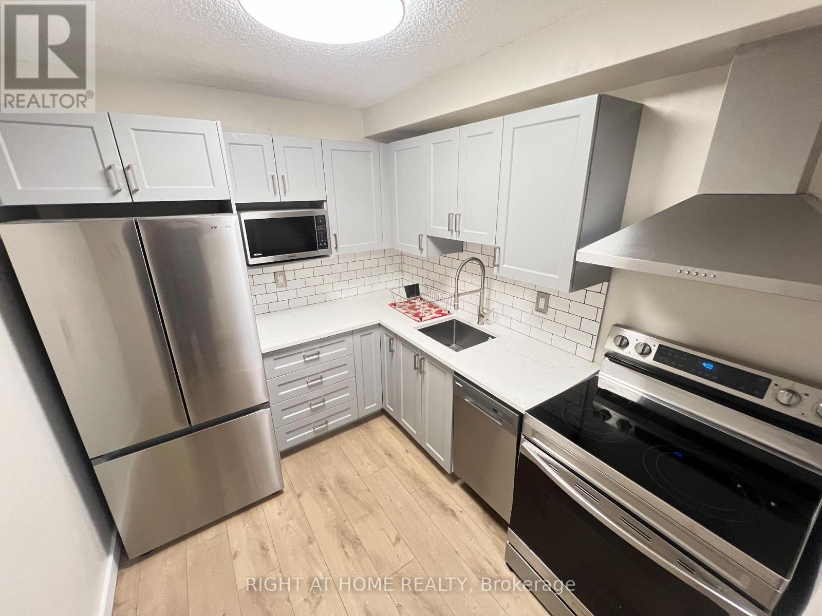 1103 - 505 St Laurent Boulevard, Ottawa, Ontario  K1K 3X4 - Photo 18 - X12976462