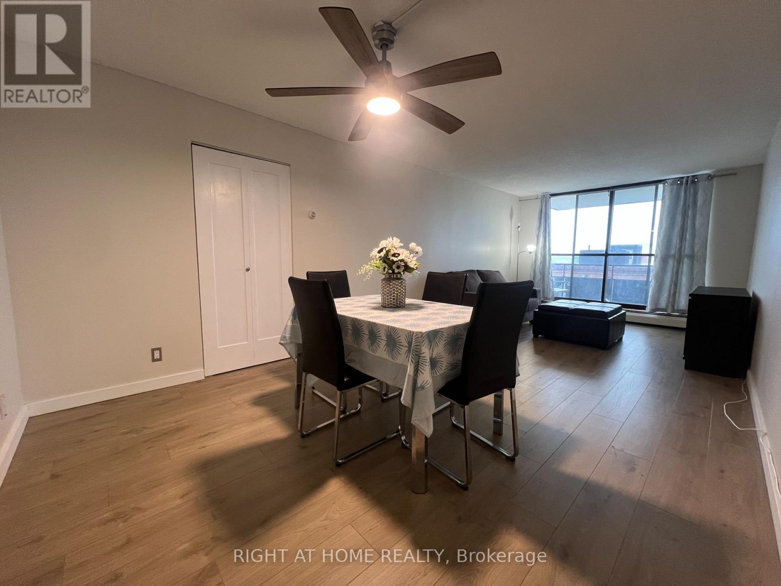 1103 - 505 St Laurent Boulevard, Ottawa, Ontario  K1K 3X4 - Photo 8 - X12976462