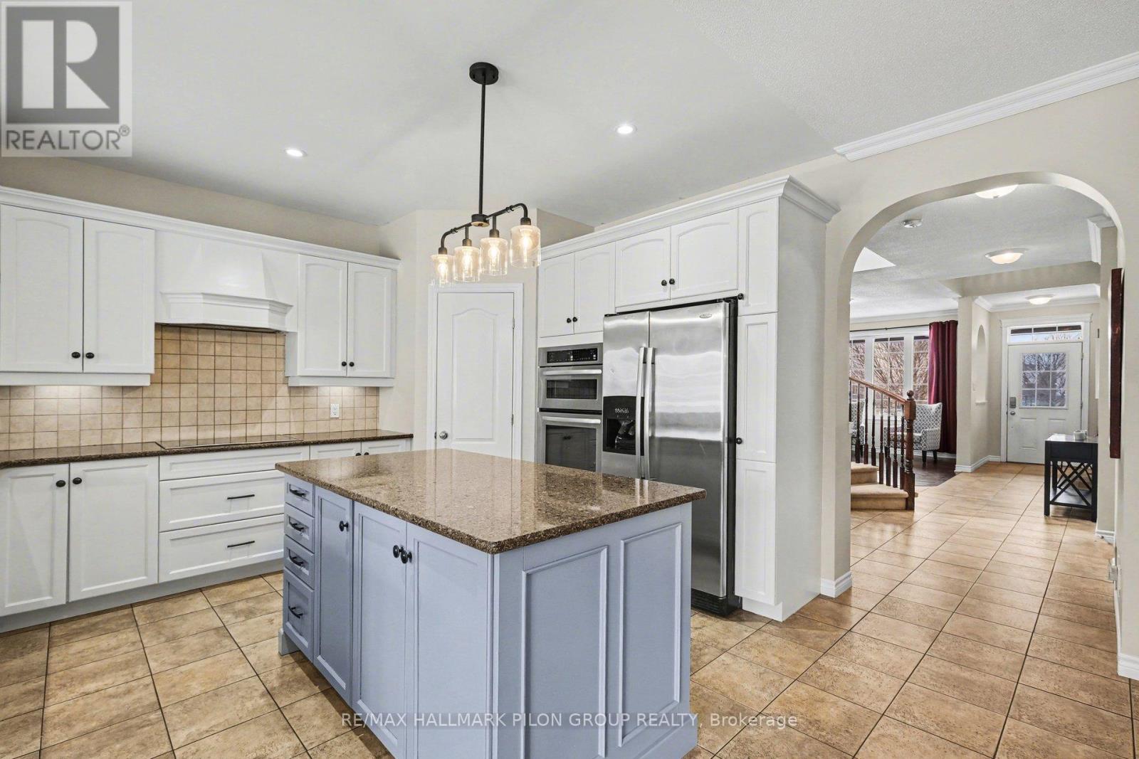 1878 Montmere Avenue, Ottawa, Ontario  K4A 0L7 - Photo 4 - X12976496