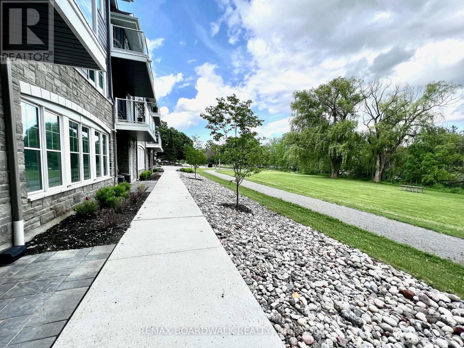 108 - 10 James Street, North Grenville, Ontario  K0G 1J0 - Photo 4 - X12976504