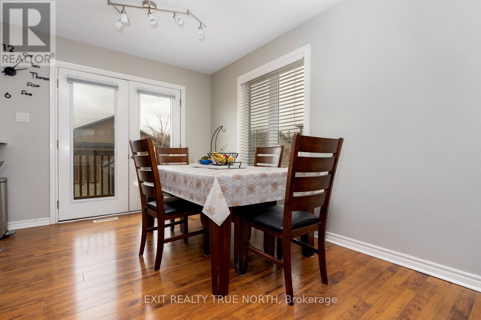 20 St Andrews Drive, Meaford, Ontario  N4L 0A2 - Photo 8 - X12975834