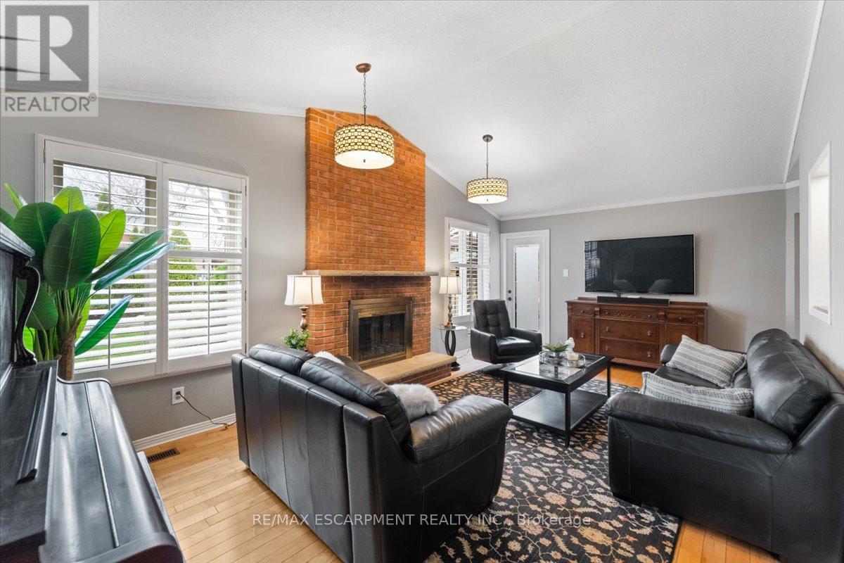 284 Delancey Boulevard, Hamilton, Ontario  L9B 1Y9 - Photo 17 - X12975872