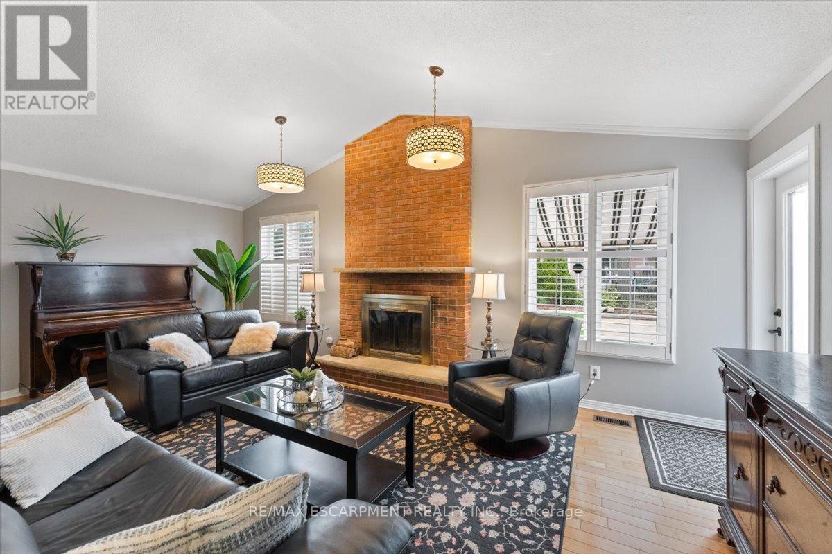 284 Delancey Boulevard, Hamilton, Ontario  L9B 1Y9 - Photo 21 - X12975872