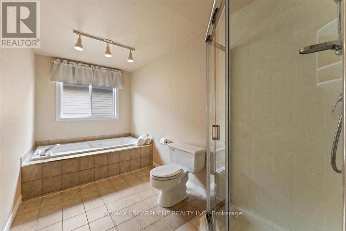 284 Delancey Boulevard, Hamilton, Ontario  L9B 1Y9 - Photo 33 - X12975872