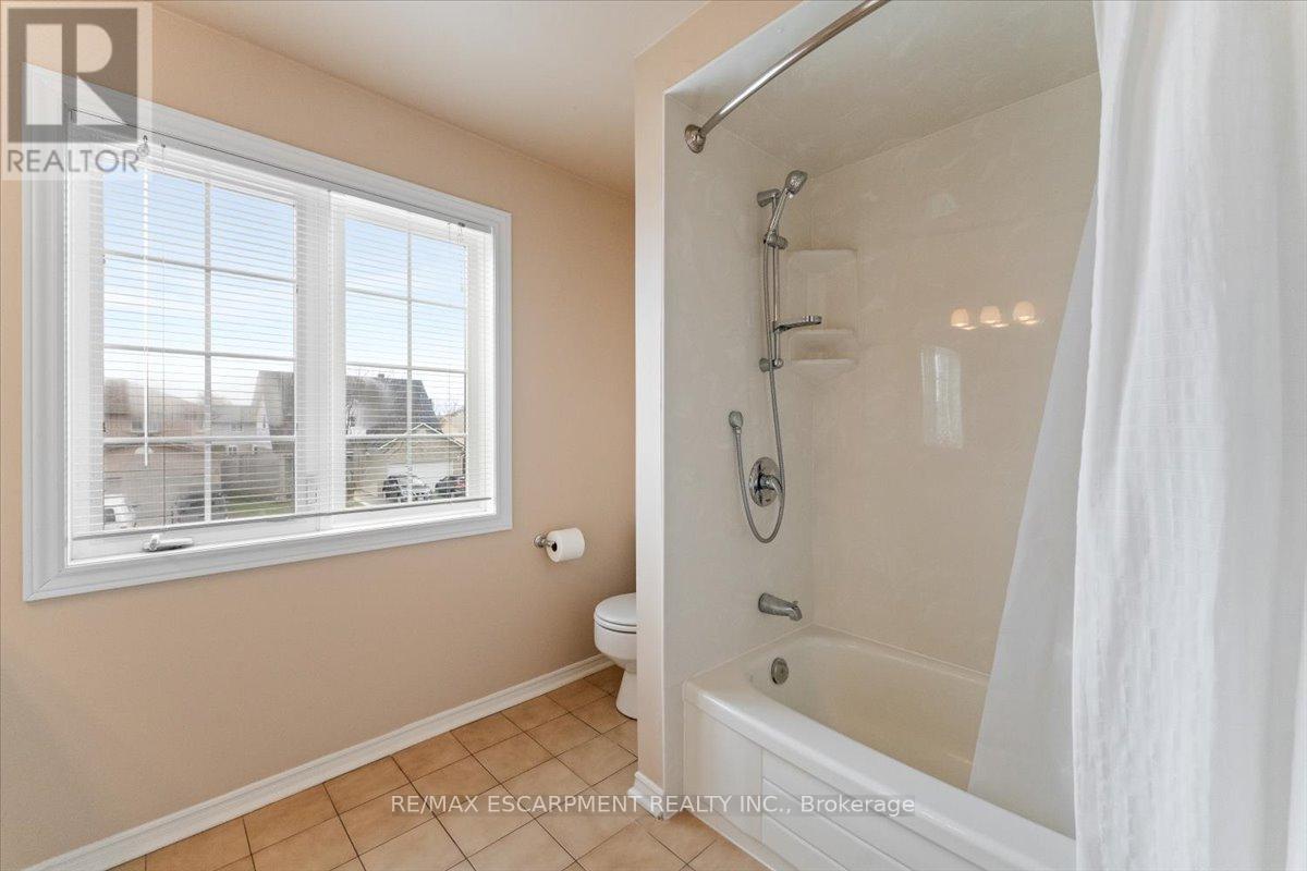 284 Delancey Boulevard, Hamilton, Ontario  L9B 1Y9 - Photo 34 - X12975872