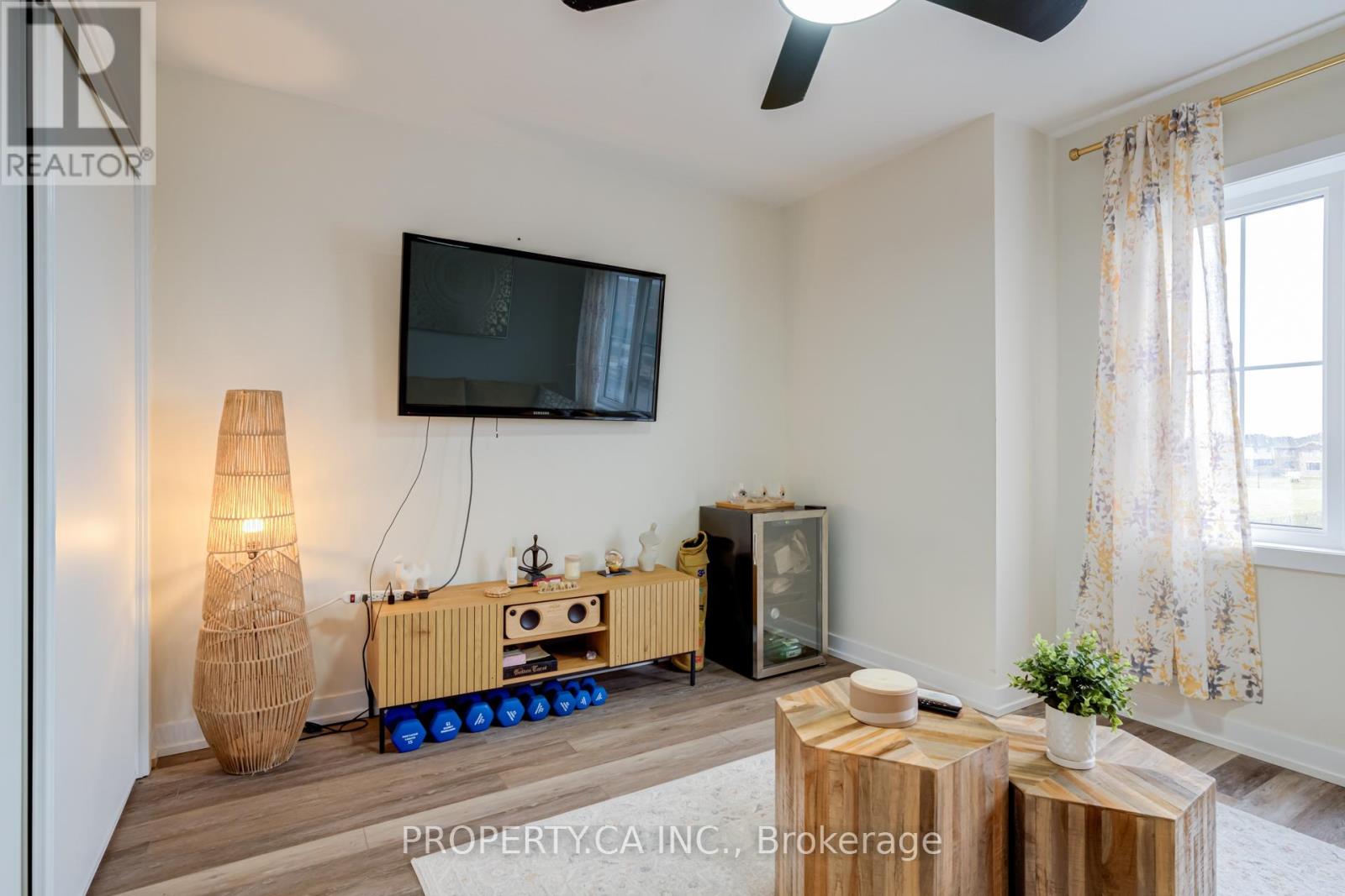 176 Whithorn Crescent, Haldimand, Ontario  N3W 0G7 - Photo 25 - X12975958