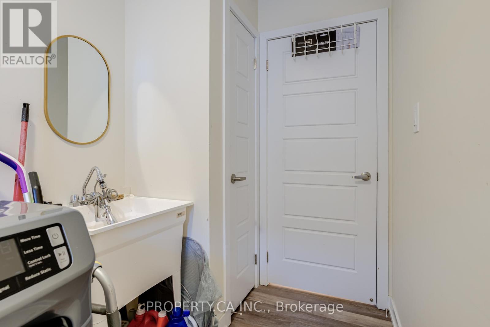 176 Whithorn Crescent, Haldimand, Ontario  N3W 0G7 - Photo 29 - X12975958