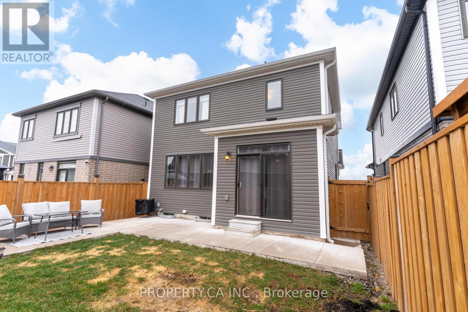 176 Whithorn Crescent, Haldimand, Ontario  N3W 0G7 - Photo 42 - X12975958