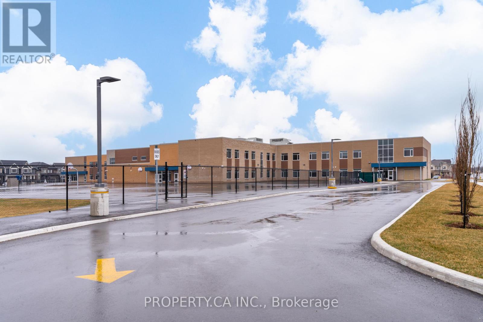 176 Whithorn Crescent, Haldimand, Ontario  N3W 0G7 - Photo 46 - X12975958