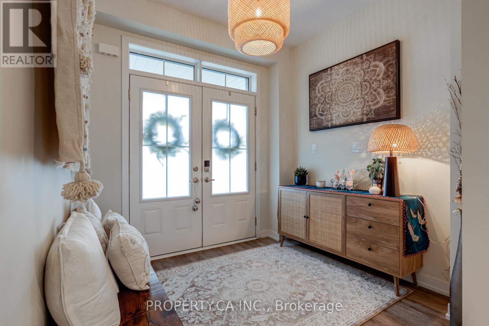 176 Whithorn Crescent, Haldimand, Ontario  N3W 0G7 - Photo 5 - X12975958