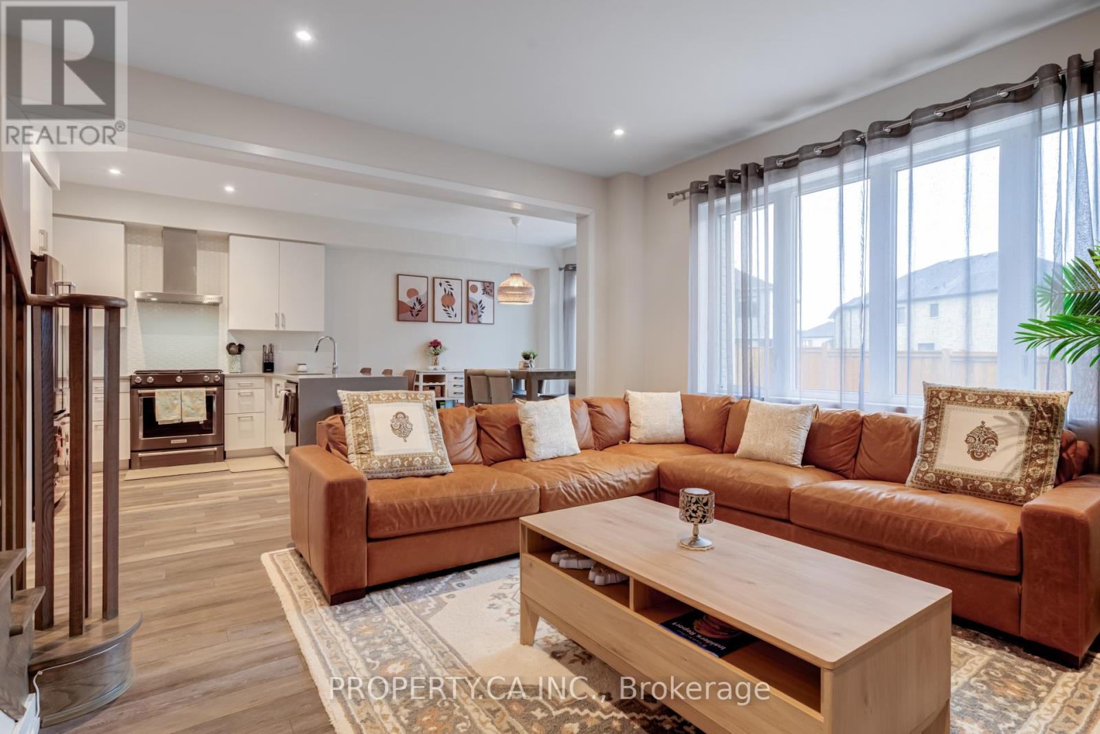 176 Whithorn Crescent, Haldimand, Ontario  N3W 0G7 - Photo 8 - X12975958