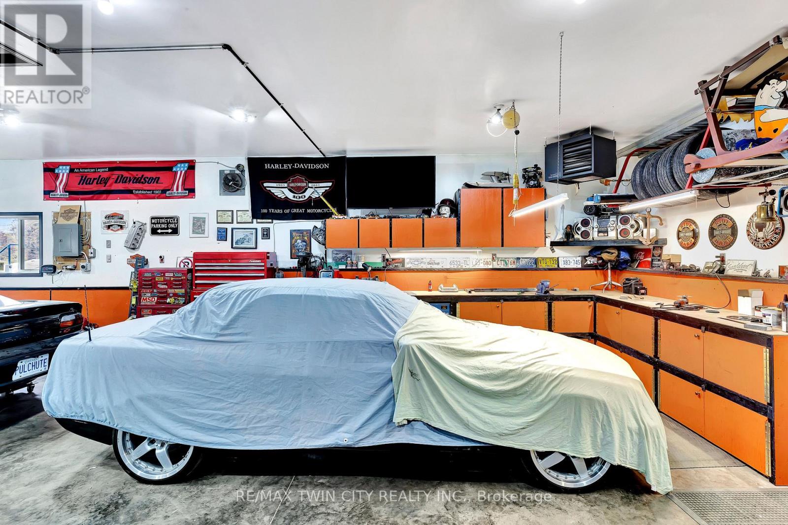 22 Victoria Street, North Dumfries, Ontario  N0B 1L0 - Photo 21 - X12975972