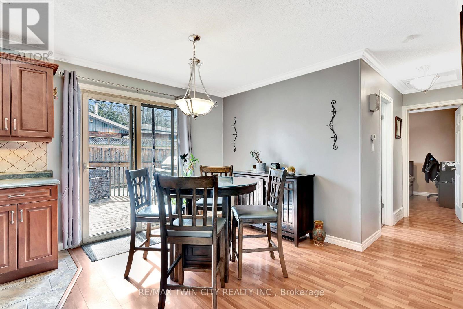 22 Victoria Street, North Dumfries, Ontario  N0B 1L0 - Photo 3 - X12975972