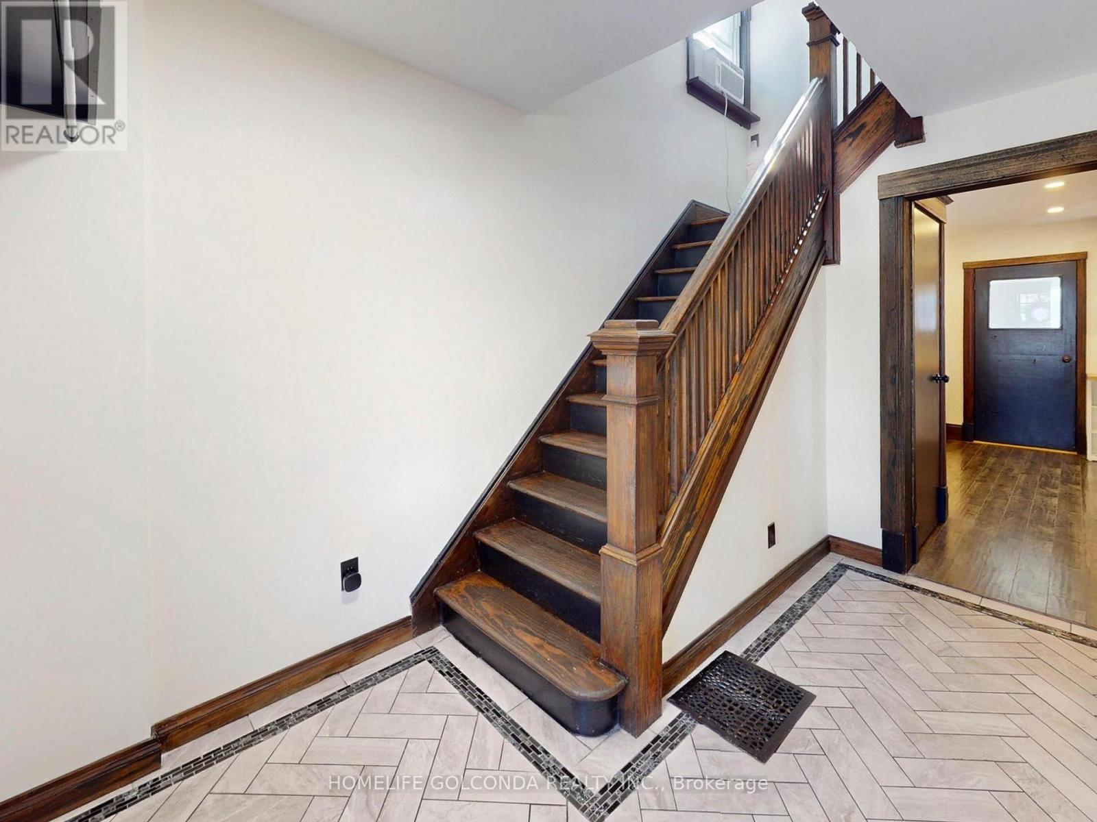 27 Woodland Avenue, St. Catharines, Ontario  L2R 5A1 - Photo 17 - X12975984