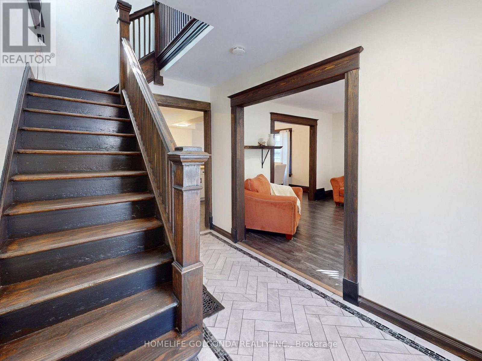 27 Woodland Avenue, St. Catharines, Ontario  L2R 5A1 - Photo 18 - X12975984