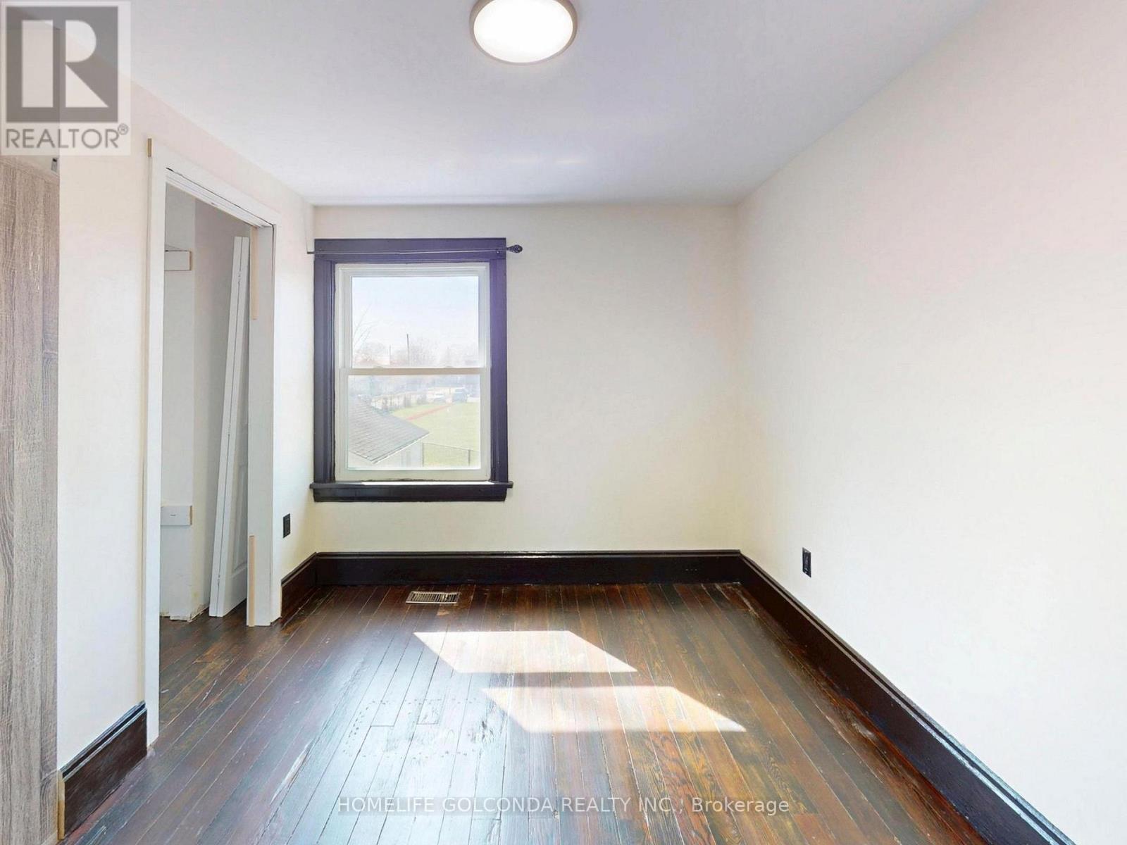 27 Woodland Avenue, St. Catharines, Ontario  L2R 5A1 - Photo 22 - X12975984