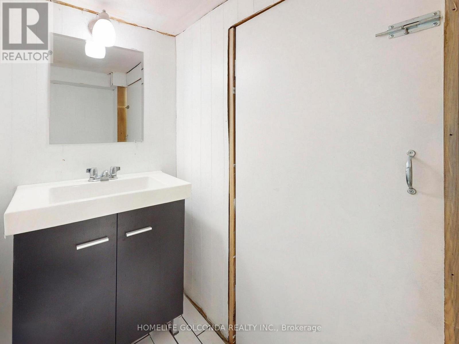 27 Woodland Avenue, St. Catharines, Ontario  L2R 5A1 - Photo 31 - X12975984