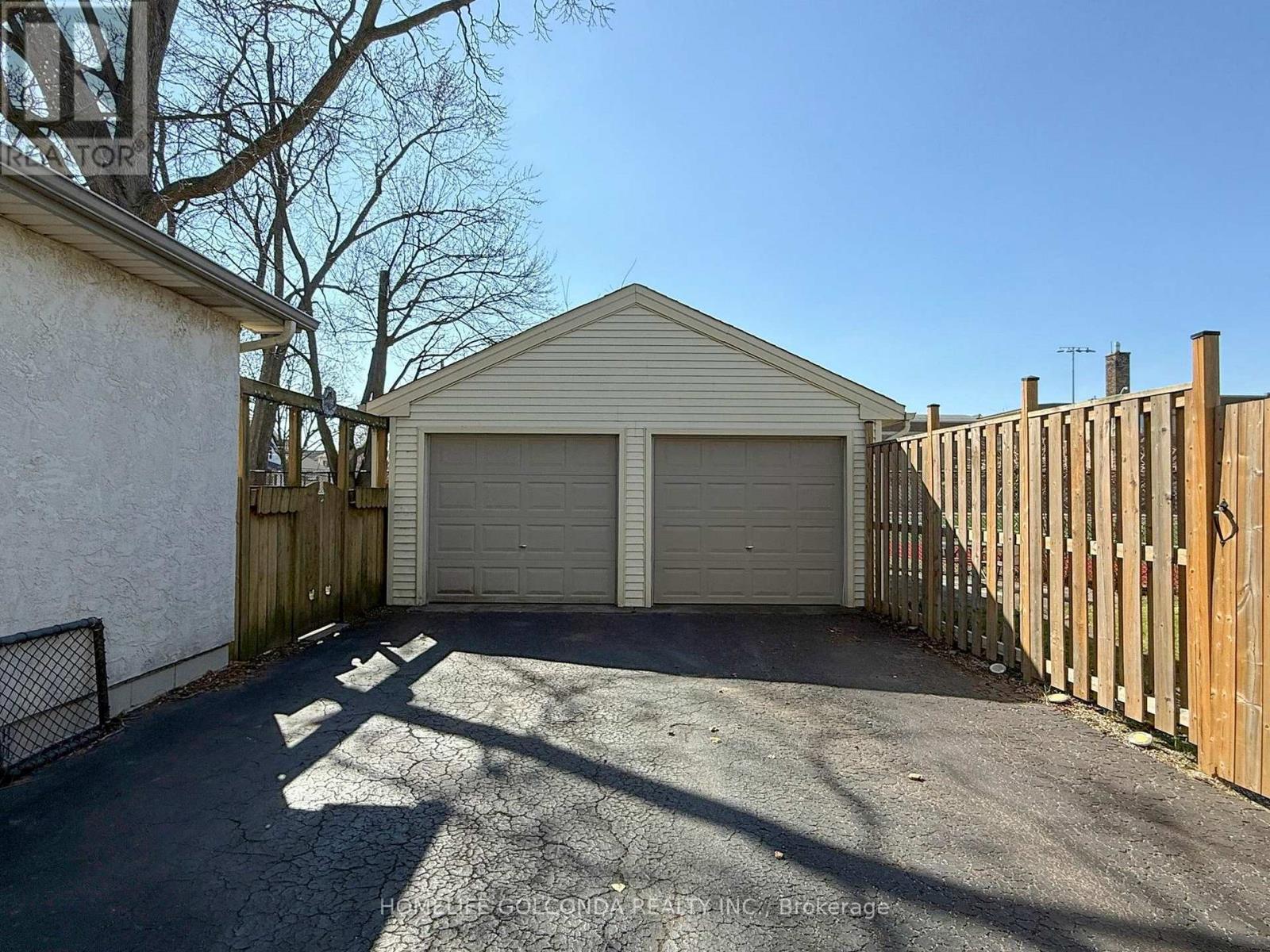 27 Woodland Avenue, St. Catharines, Ontario  L2R 5A1 - Photo 40 - X12975984