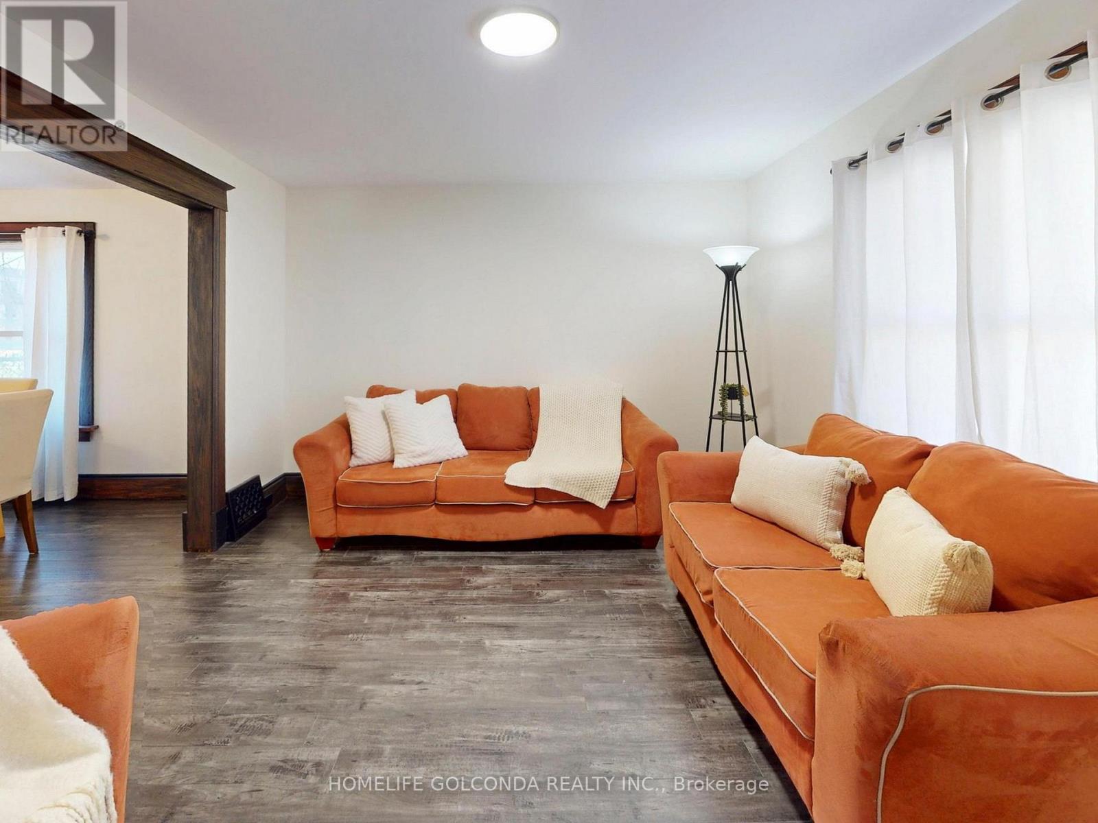 27 Woodland Avenue, St. Catharines, Ontario  L2R 5A1 - Photo 6 - X12975984