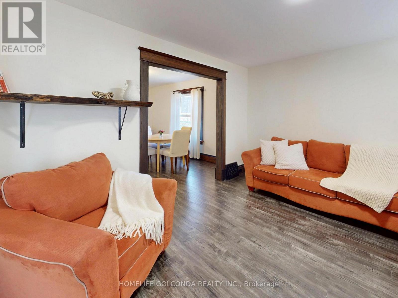 27 Woodland Avenue, St. Catharines, Ontario  L2R 5A1 - Photo 8 - X12975984