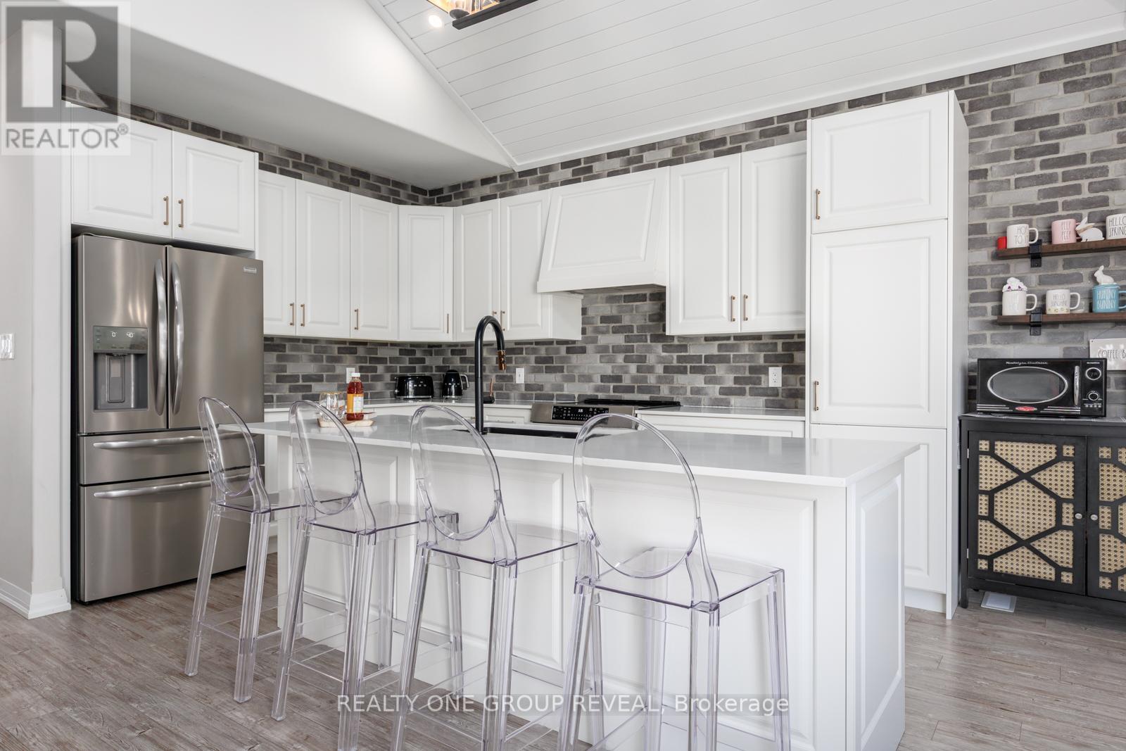 208 Strachan Street, Port Hope, Ontario  L1A 0E9 - Photo 6 - X12976020