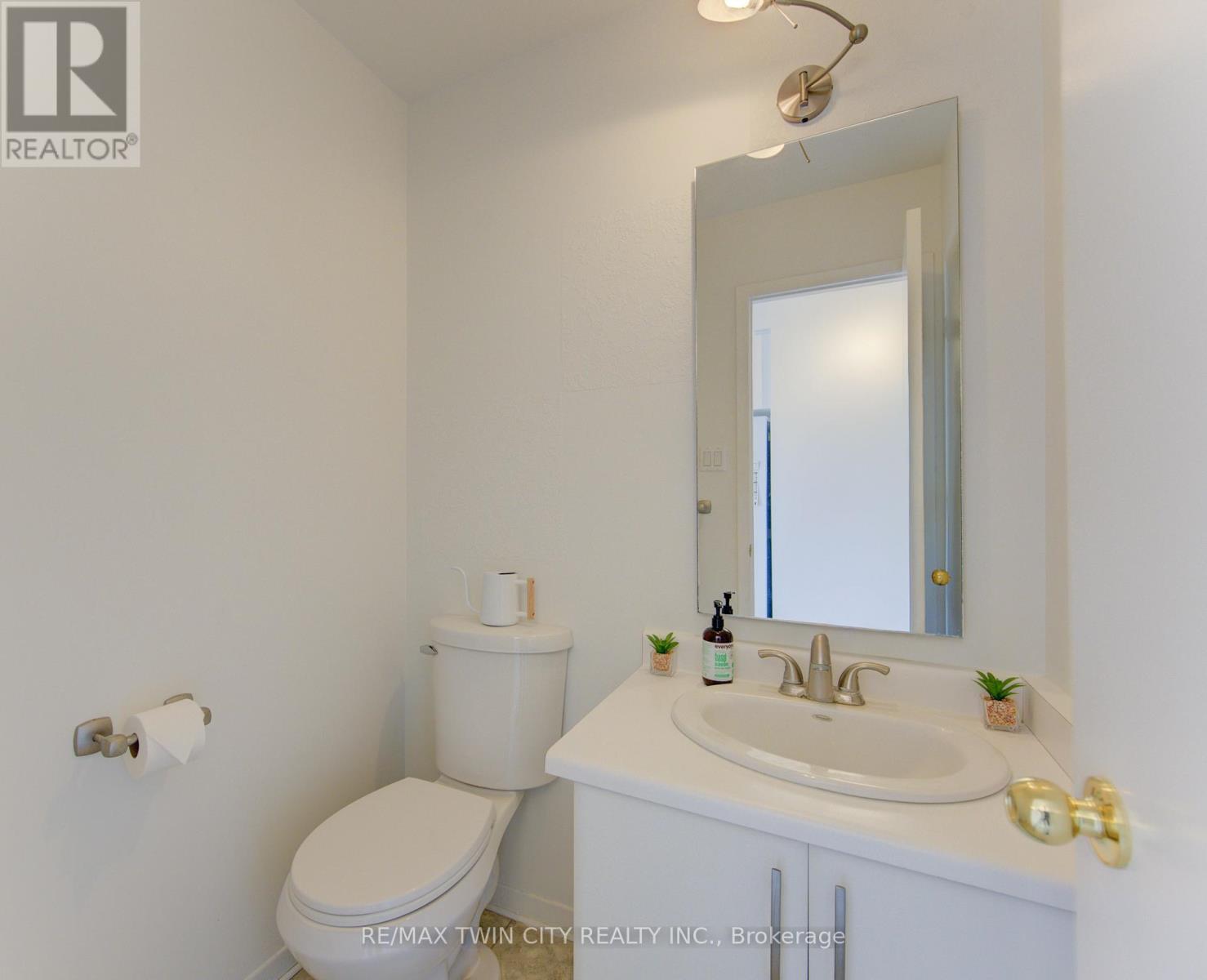 498 Thorndale Drive, Waterloo, Ontario  N2T 2A2 - Photo 16 - X12976060