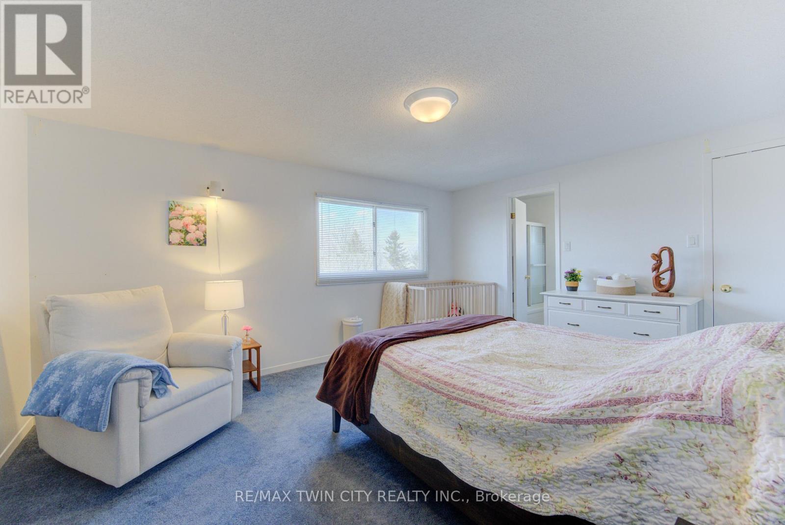 498 Thorndale Drive, Waterloo, Ontario  N2T 2A2 - Photo 22 - X12976060