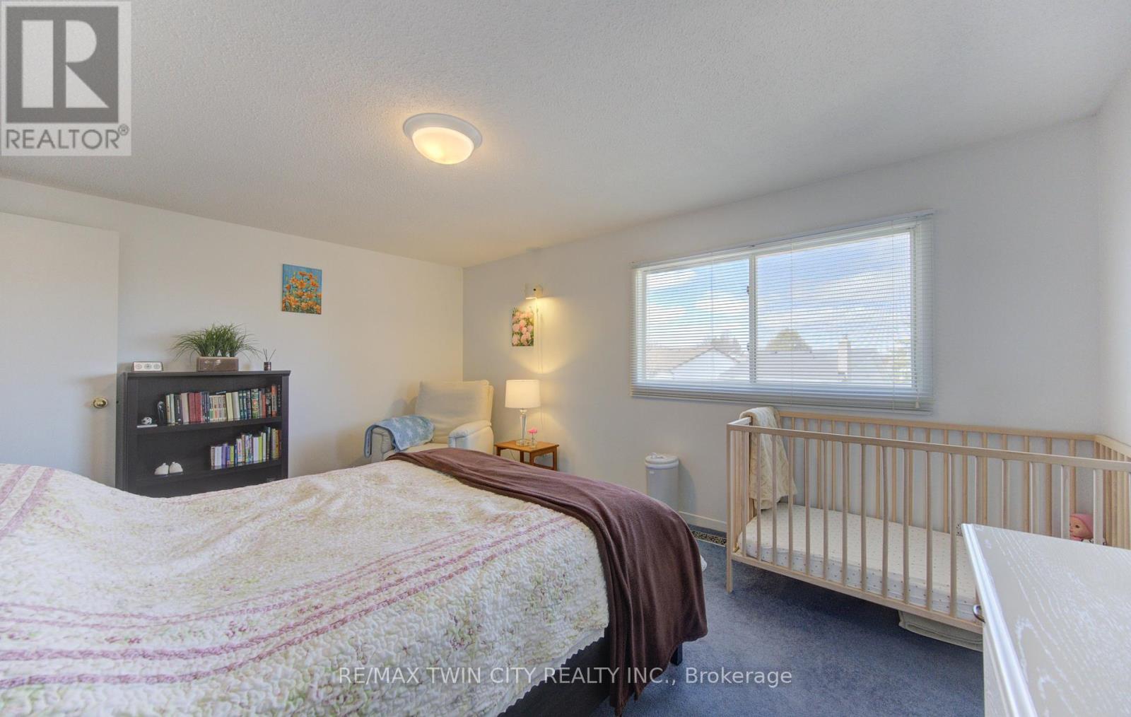 498 Thorndale Drive, Waterloo, Ontario  N2T 2A2 - Photo 23 - X12976060